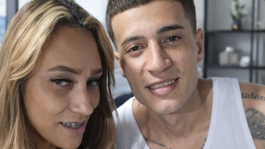 AdanEvacouple