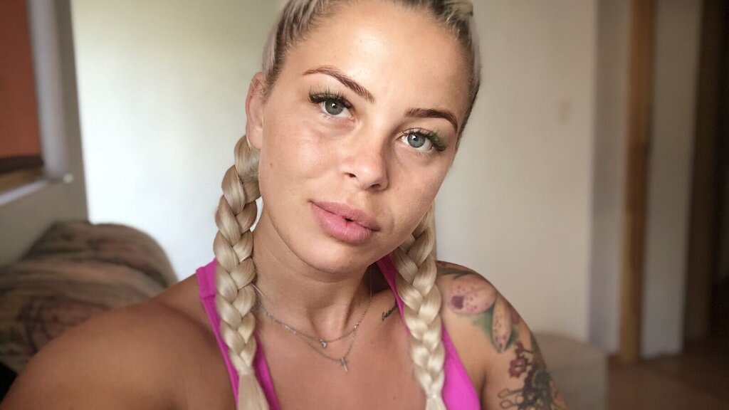 KateAllya